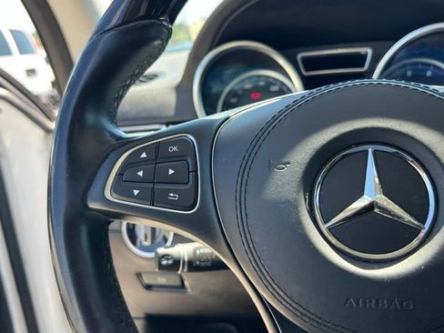 Used 2018 Mercedes-Benz GLS 550 4MATIC image 17