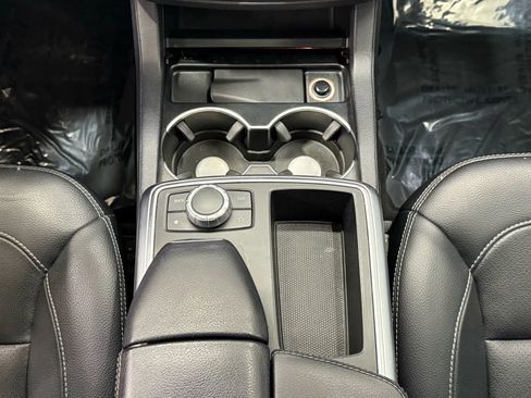 Used 2014 Mercedes-Benz ML 350 ML 350 4MATIC Sport Utility 4D w/ Premium 1 Package image 25