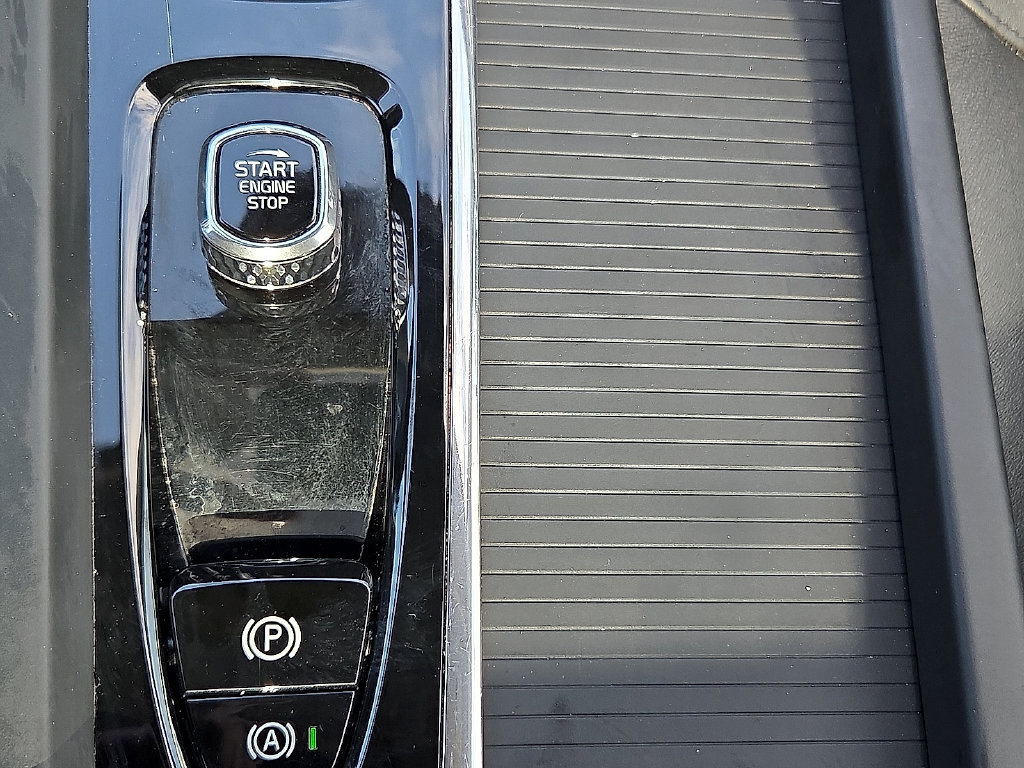 Used 2024 Volvo S60 B5 Core AWD/4WD image 18