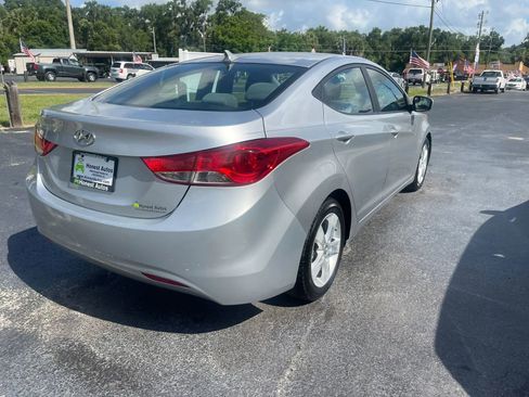 Used 2013 Hyundai Elantra GLS w/ Preferred Pkg FWD image 10
