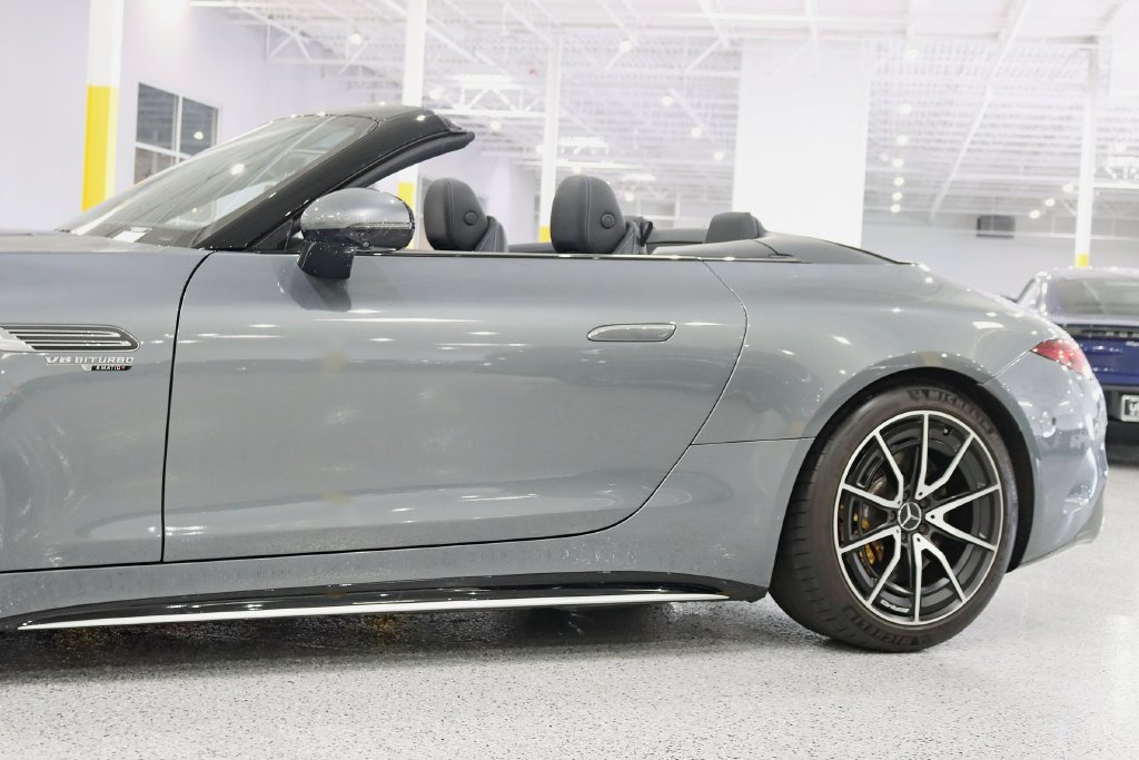 Used 2023 Mercedes-Benz SL 63 AMG 4MATIC image 4