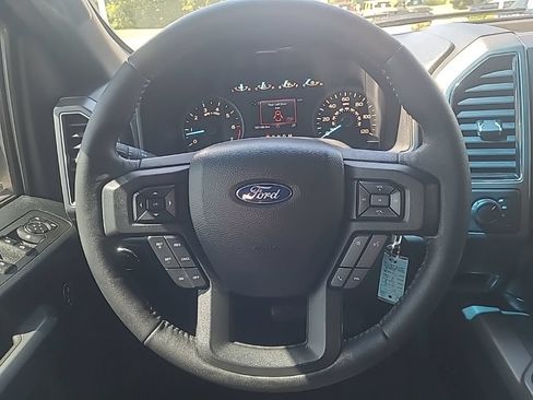 Used 2018 Ford F150 XLT w/ Equipment Group 302A Luxury AWD/4WD image 15