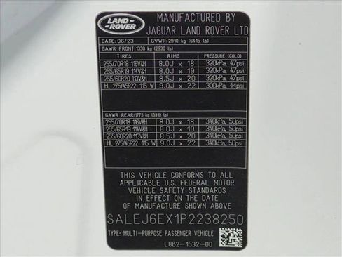 Used 2023 Land Rover Defender 90 S AWD/4WD image 25