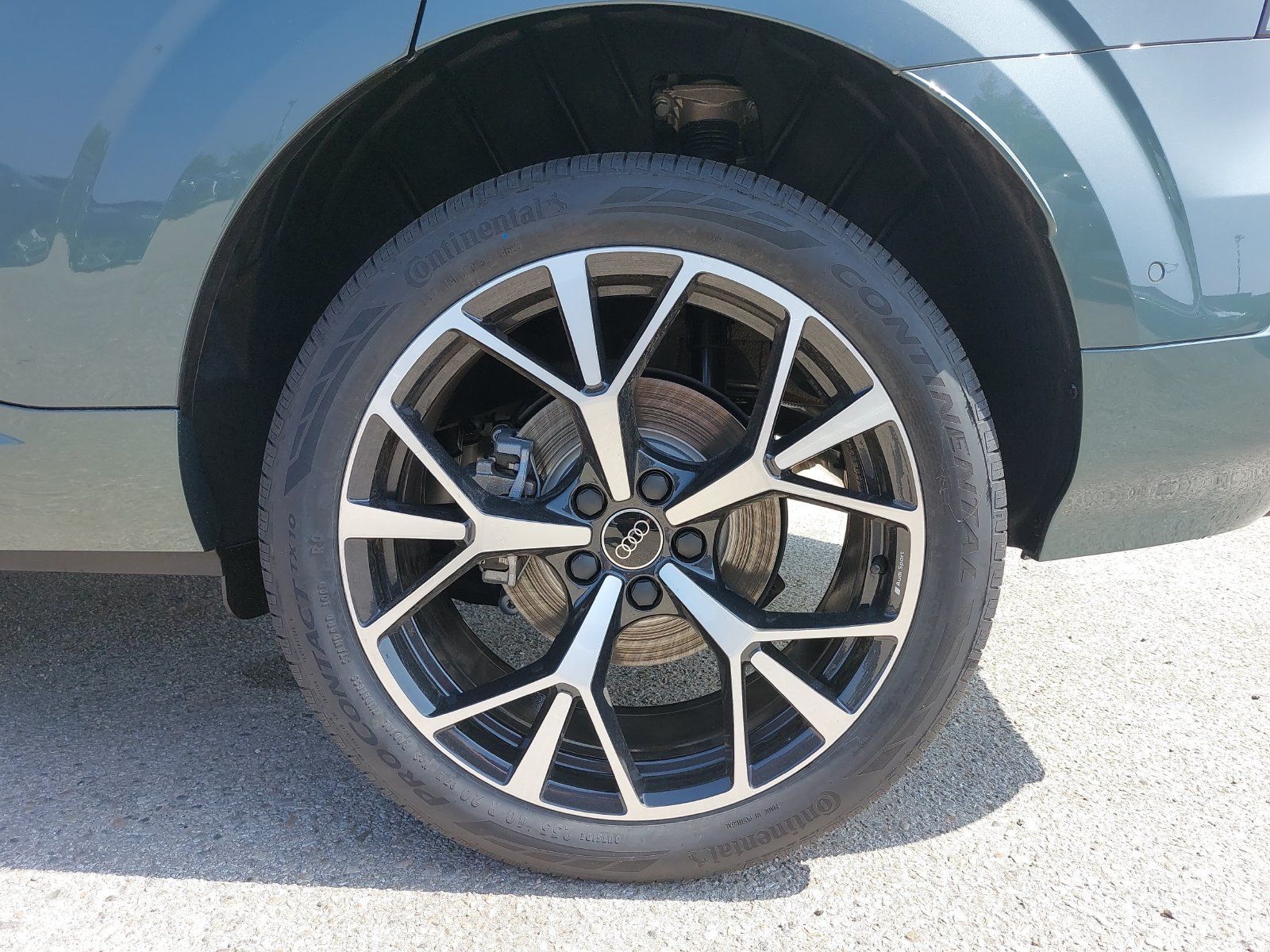 New 2026 Audi Q3 quattro 2.0T AWD/4WD image 37