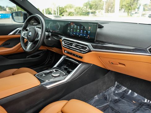 Used 2024 BMW M440i Coupe w/ Premium Package image 14