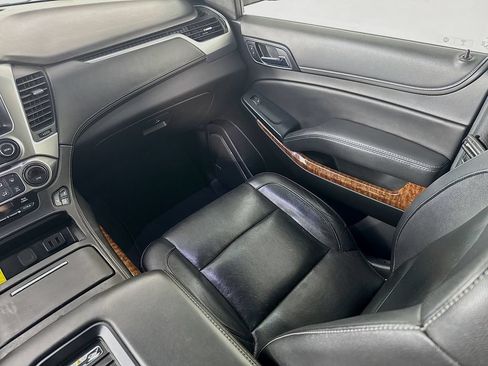 Used 2019 Chevrolet Tahoe Premier AWD/4WD image 26