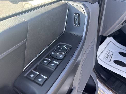 Used 2024 Ford F150 XLT w/ Mobile Office Package image 18