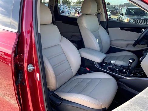 Used 2020 Kia Sorento EX image 8