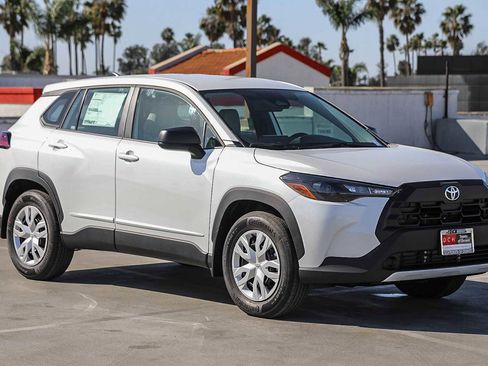 New 2026 Toyota Corolla Cross L image 4