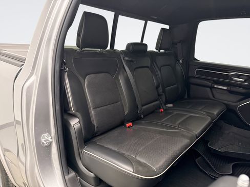 Used 2019 RAM 1500 Laramie image 18