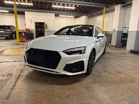 Used 2025 Audi A5 2.0T Premium Plus AWD/4WD image 2