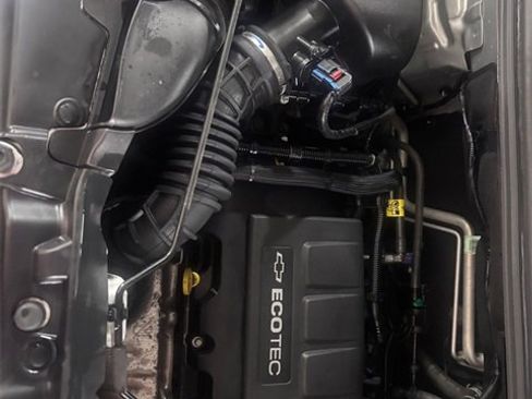 Used 2020 Chevrolet Trax LS w/ Tint and Cruise Package image 28