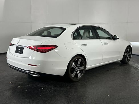 Used 2025 Mercedes-Benz C 300 Sedan image 11