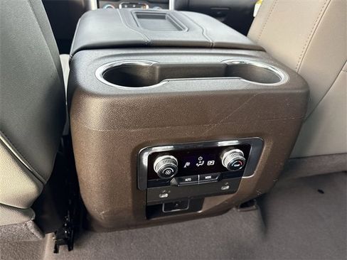 Certified 2023 GMC Yukon SLT image 22