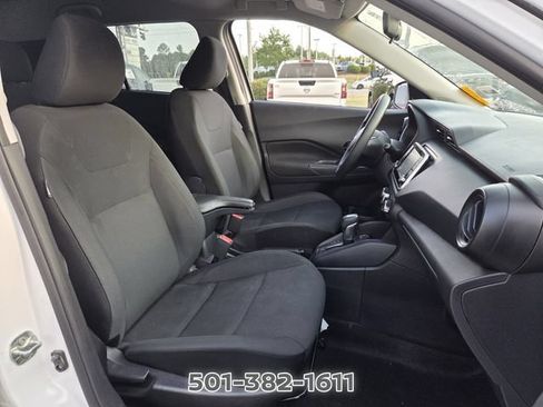 Used 2024 Nissan Kicks S FWD image 17
