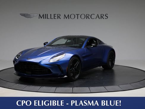 Used 2025 Aston Martin V8 Vantage Coupe RWD image 1