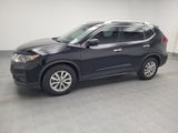 Used 2018 Nissan Rogue SV image 2