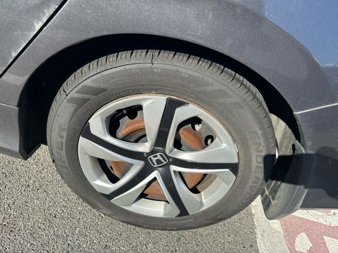 Used 2018 Honda Civic LX image 5