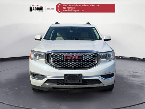 Used 2019 GMC Acadia Denali w/ Technology Package AWD/4WD image 2