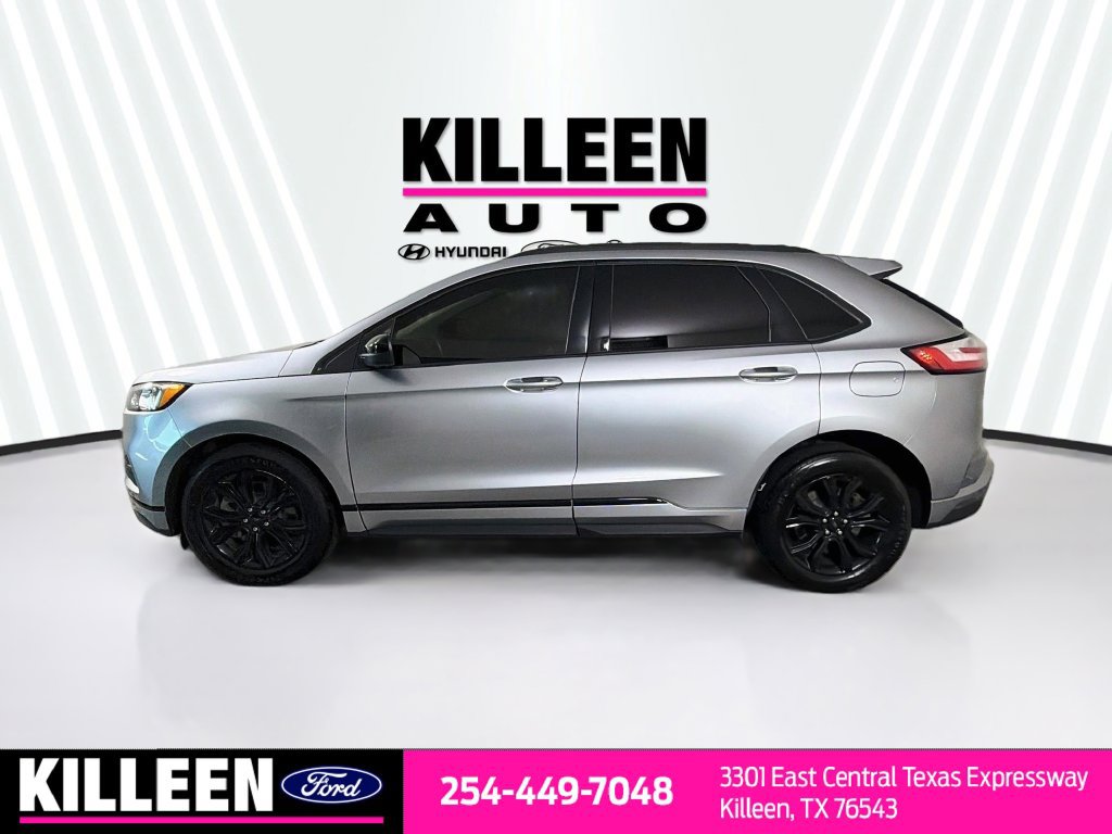 Used 2022 Ford Edge SE w/ Black Appearance Package AWD/4WD image 4