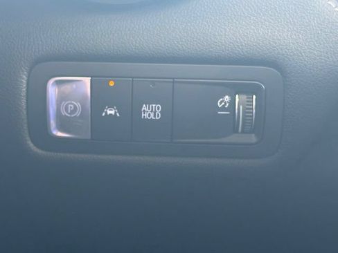 Used 2024 Chevrolet Blazer EV LT AWD/4WD image 30