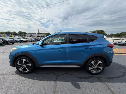Used 2017 Hyundai Tucson Sport w/ Cargo Package AWD/4WD image 4