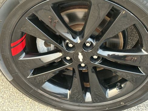 Certified 2019 Chevrolet Trax LT w/ Redline Edition FWD image 8
