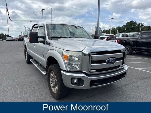 Used 2016 Ford F250 Lariat w/ Lariat Interior Package AWD/4WD image 8