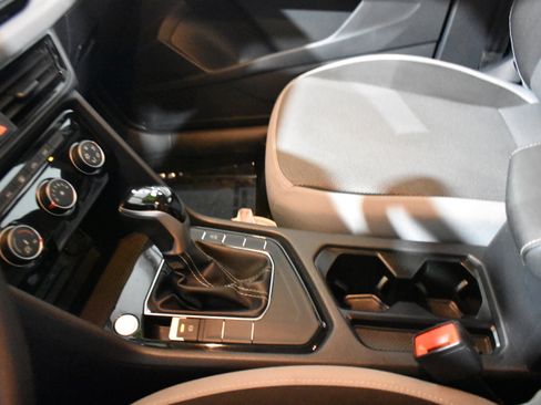 Used 2024 Volkswagen Taos S image 20