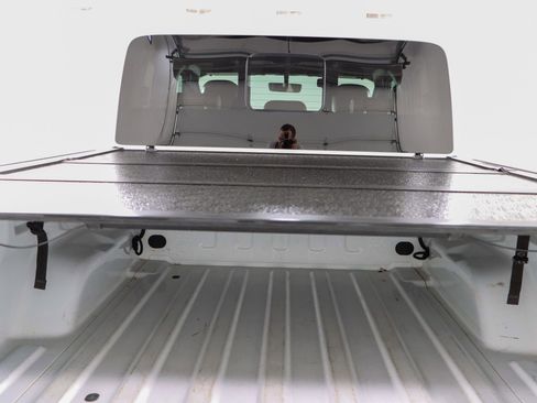 Used 2022 Jeep Gladiator Overland w/ Popular Equipment Package image 29