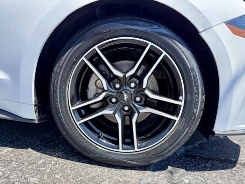 Used 2018 Ford Mustang Premium RWD image 21