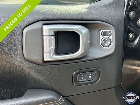 Used 2021 Jeep Gladiator Mojave AWD/4WD image 24