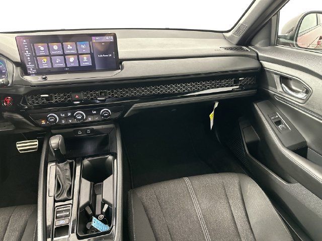 Used 2024 Honda Accord Sport image 26