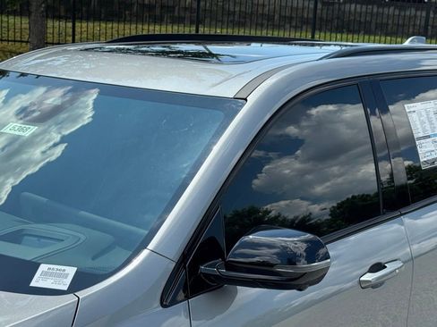 New 2025 Buick Enclave Sport Touring w/ Super Cruise Package image 10