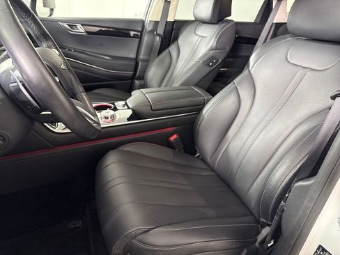 Certified 2025 Genesis GV80 2.5T Standard image 13