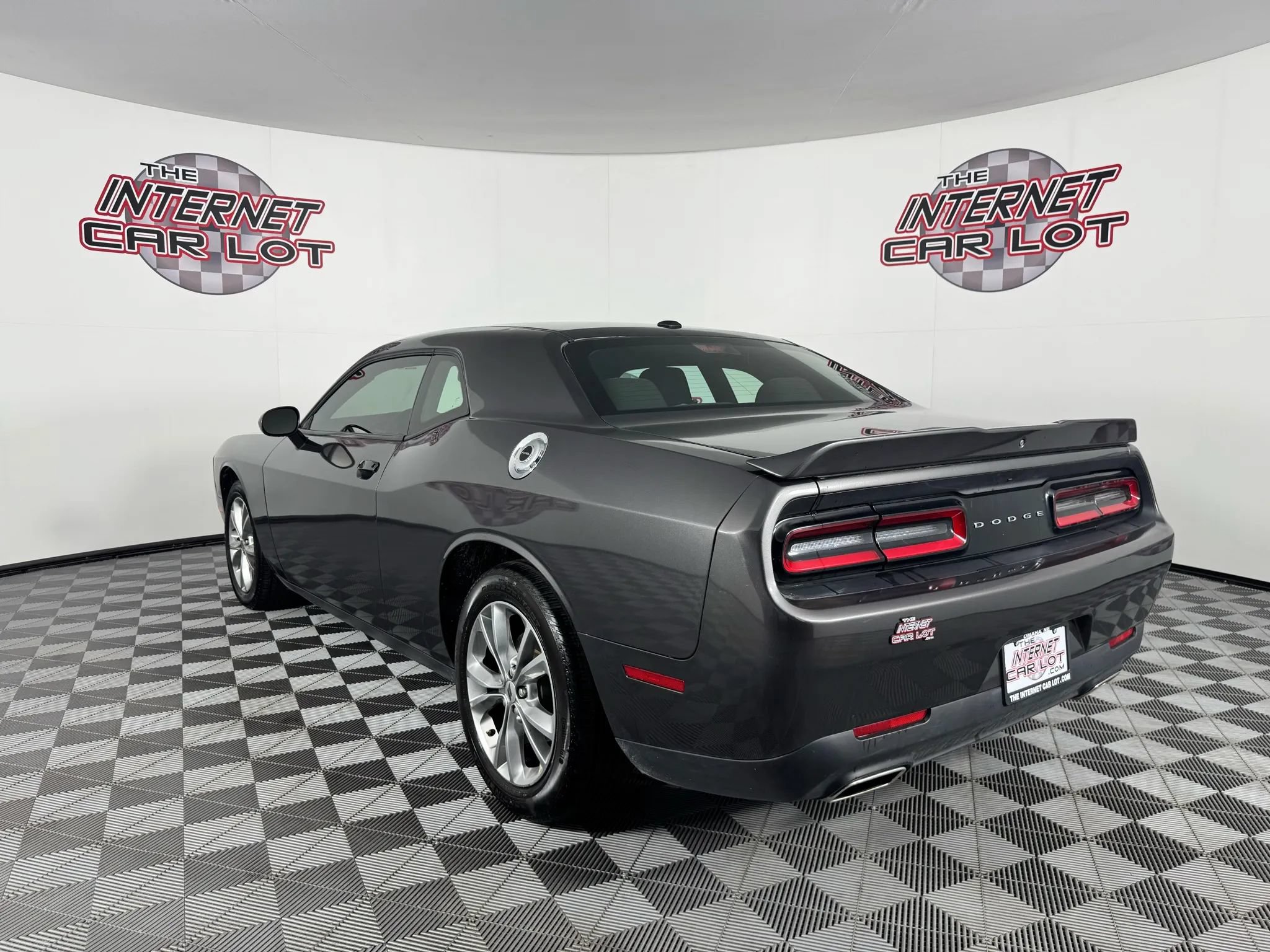 Used 2021 Dodge Challenger SXT AWD/4WD image 5