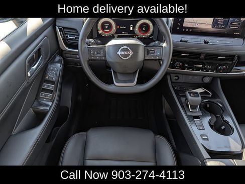 Used 2026 Nissan Rogue SL FWD image 13