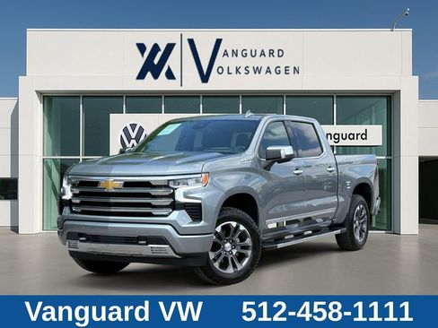 Used 2026 Chevrolet Silverado 1500 High Country w/ Technology Package AWD/4WD image 1