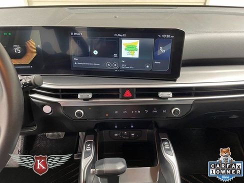 Used 2025 Kia Sorento EX FWD image 17