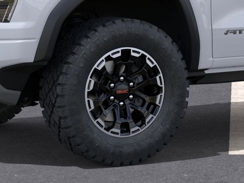 New 2026 GMC Canyon AT4 w/ AT4 Premium Package AWD/4WD image 9