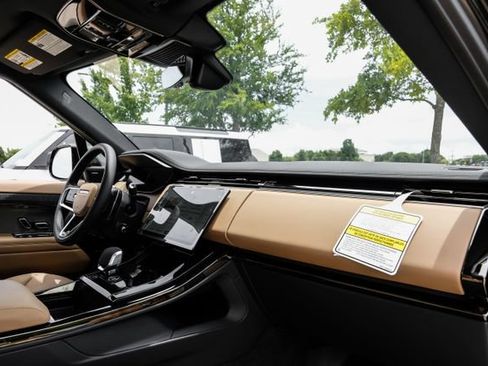 New 2026 Land Rover Range Rover Sport SE AWD/4WD image 15