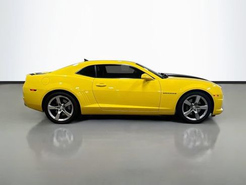 Used 2010 Chevrolet Camaro SS w/ RS Package RWD image 8