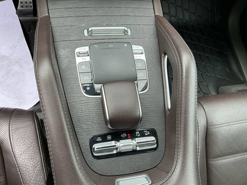 Used 2020 Mercedes-Benz GLS 580 4MATIC image 27