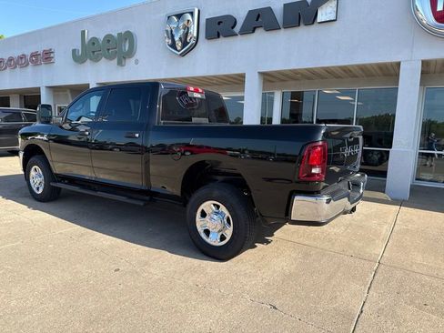Used 2025 RAM 2500 Tradesman AWD/4WD image 3