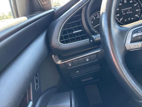 Used 2023 MAZDA MAZDA3 s image 32