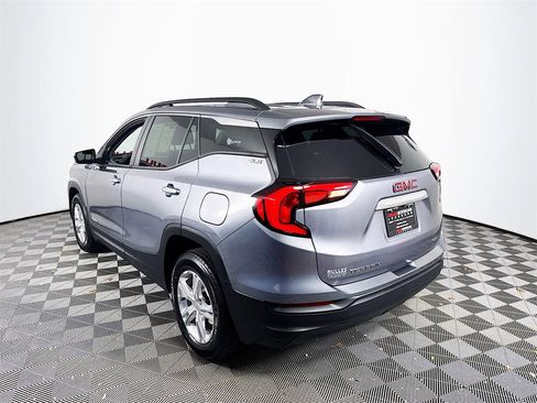 Used 2021 GMC Terrain SLE w/ Driver Convenience Package image 5