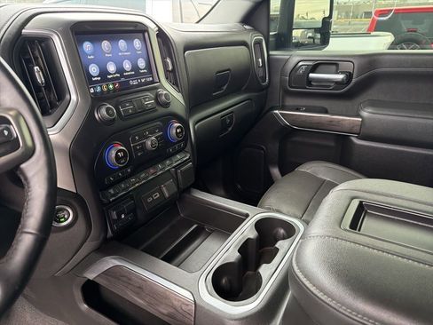 Used 2022 Chevrolet Silverado 2500 LTZ w/ LTZ Convenience Package AWD/4WD image 38