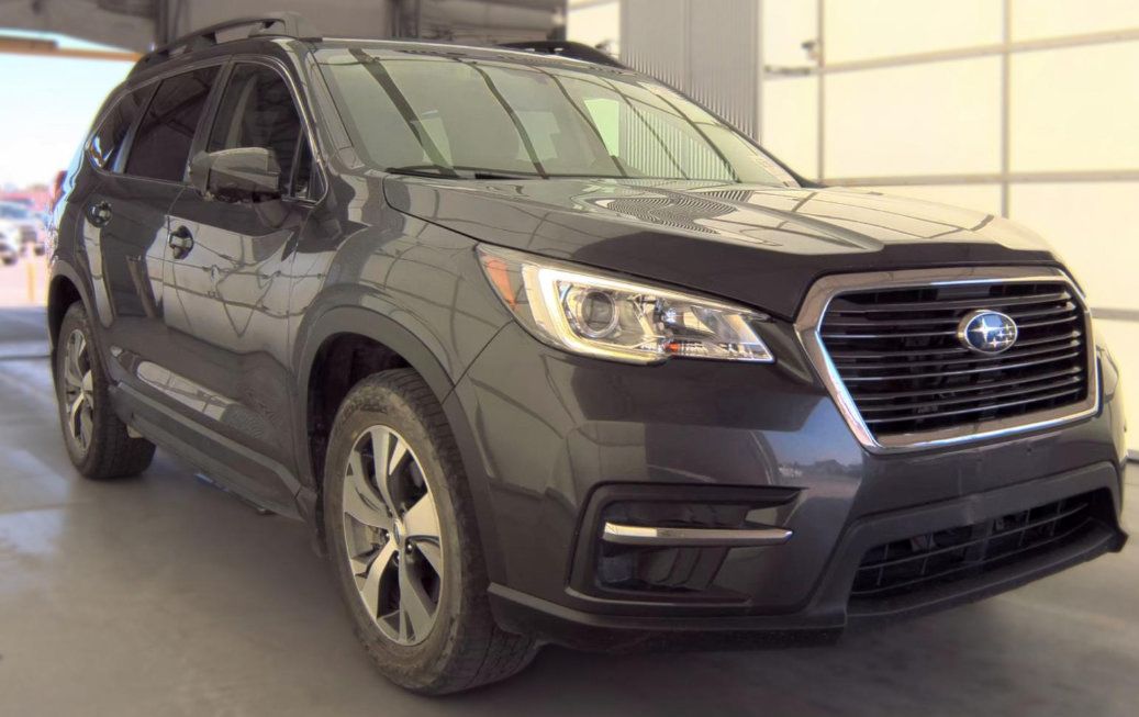 Used 2019 Subaru Ascent Premium AWD/4WD image 2