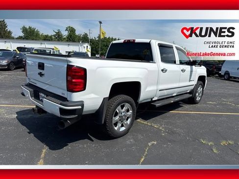 Used 2019 Chevrolet Silverado 2500 LTZ w/ Custom Sport Edition AWD/4WD image 5