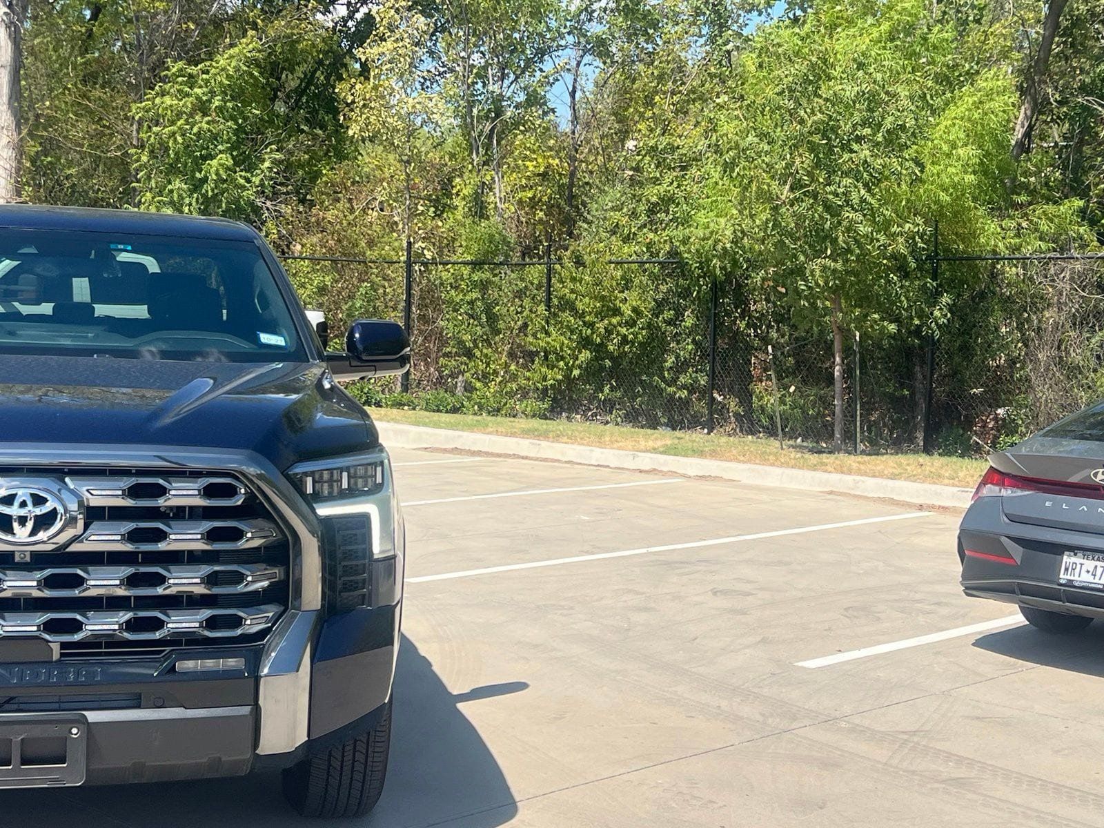 Used 2025 Toyota Tundra Platinum AWD/4WD image 3